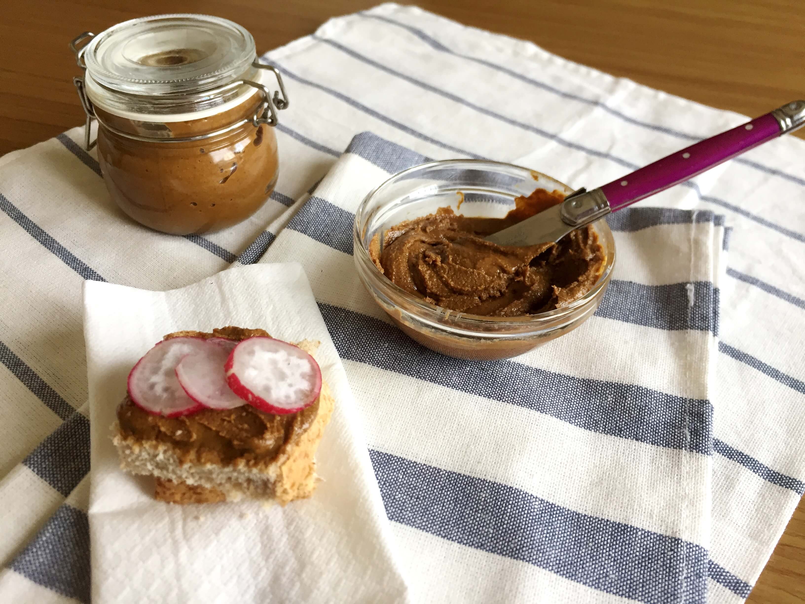 Tahini (Pasta de sésamo)