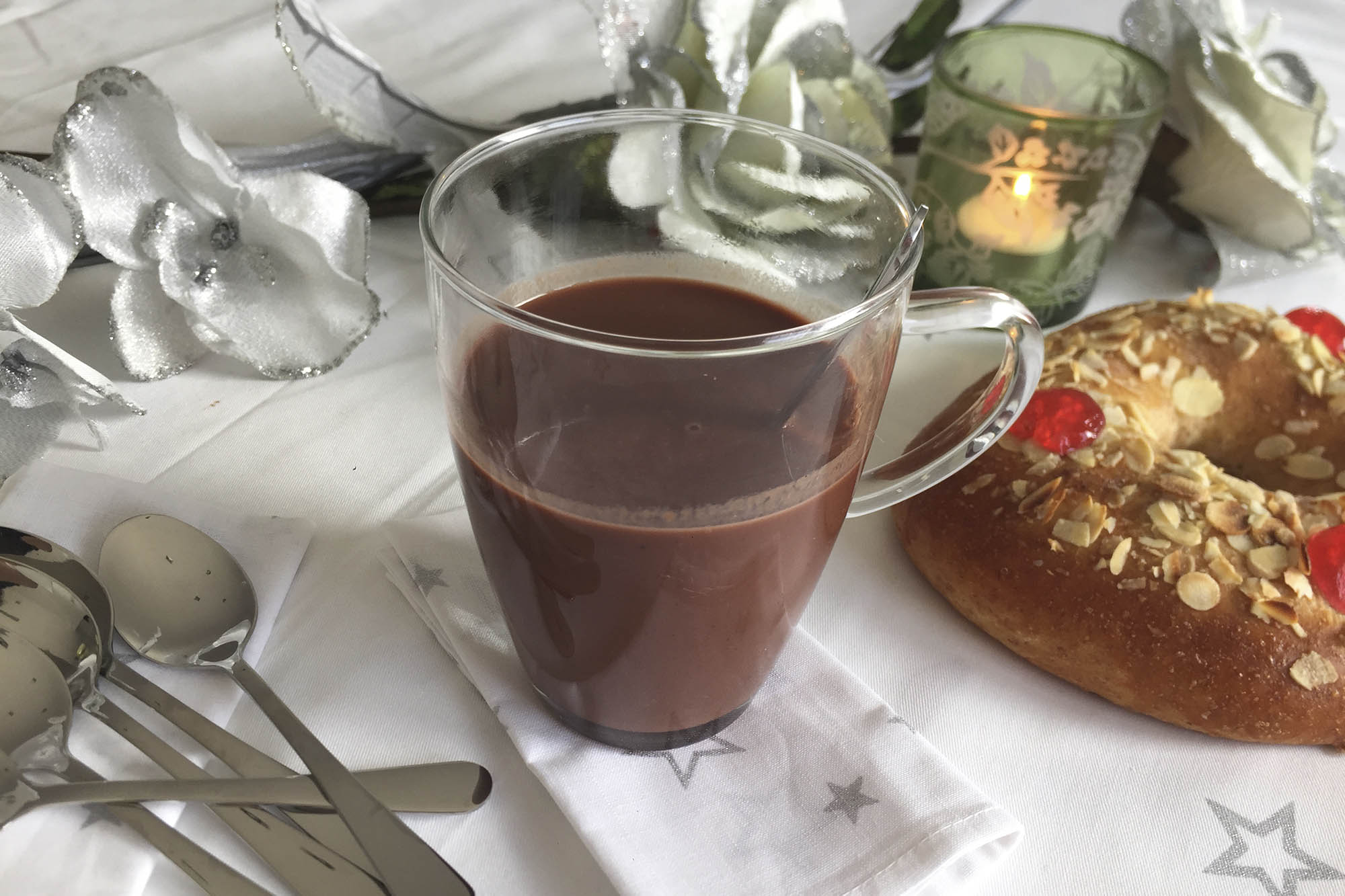 Chocolate Caliente Especiado con Stevia: Receta Saludable