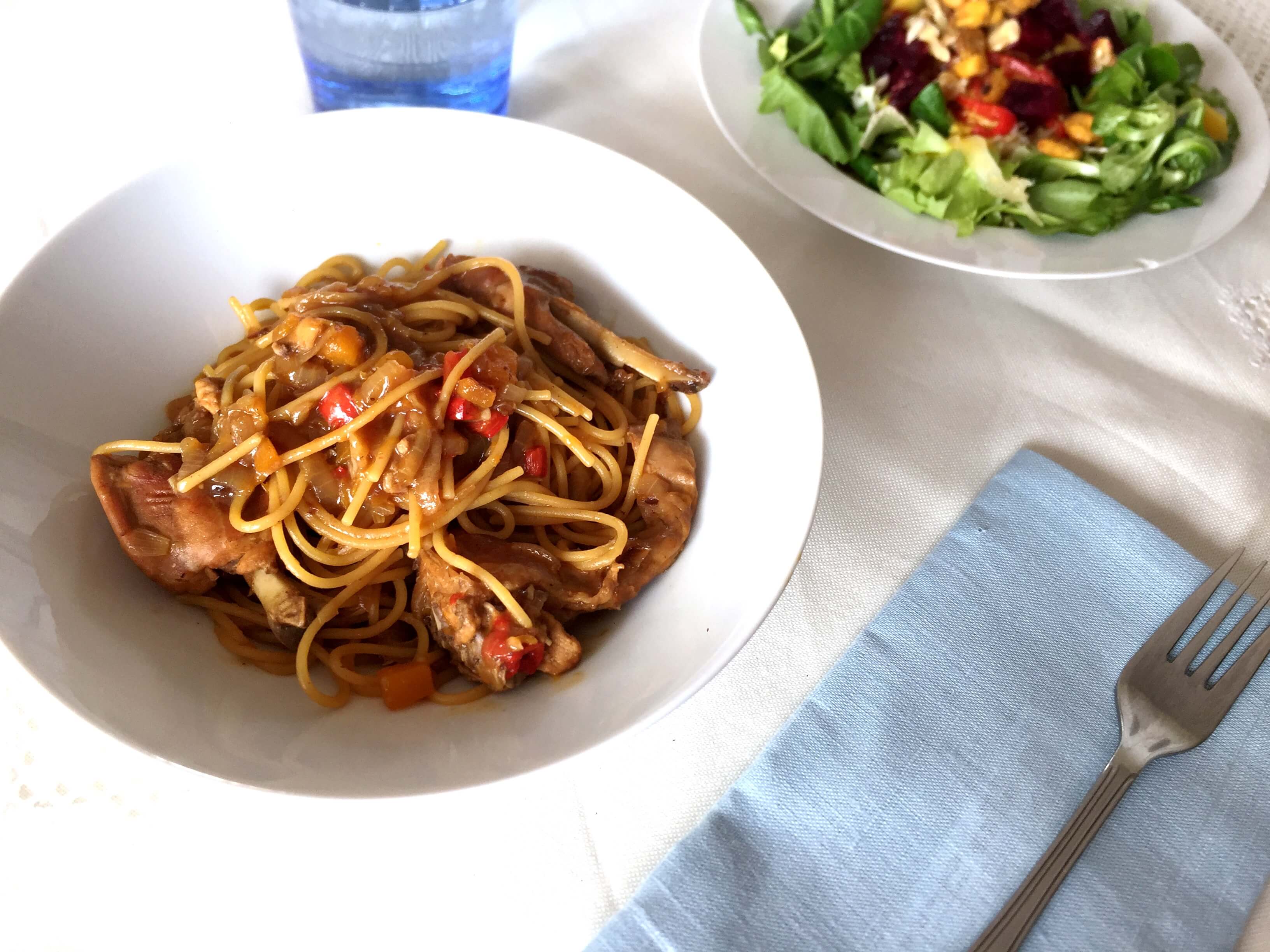Espaguetis sin gluten con conejo