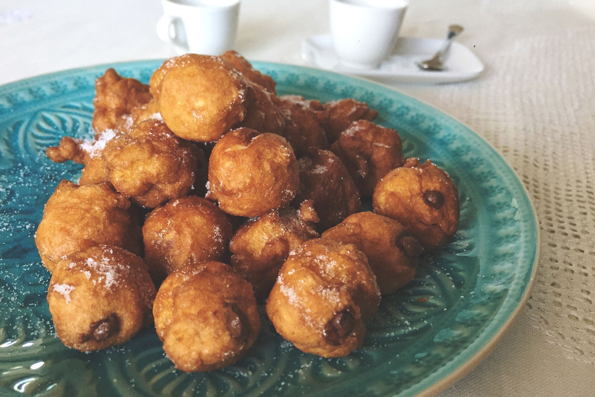 Buñuelos sin Gluten y sin Azúcar: El Dulce Tradicional para Todos