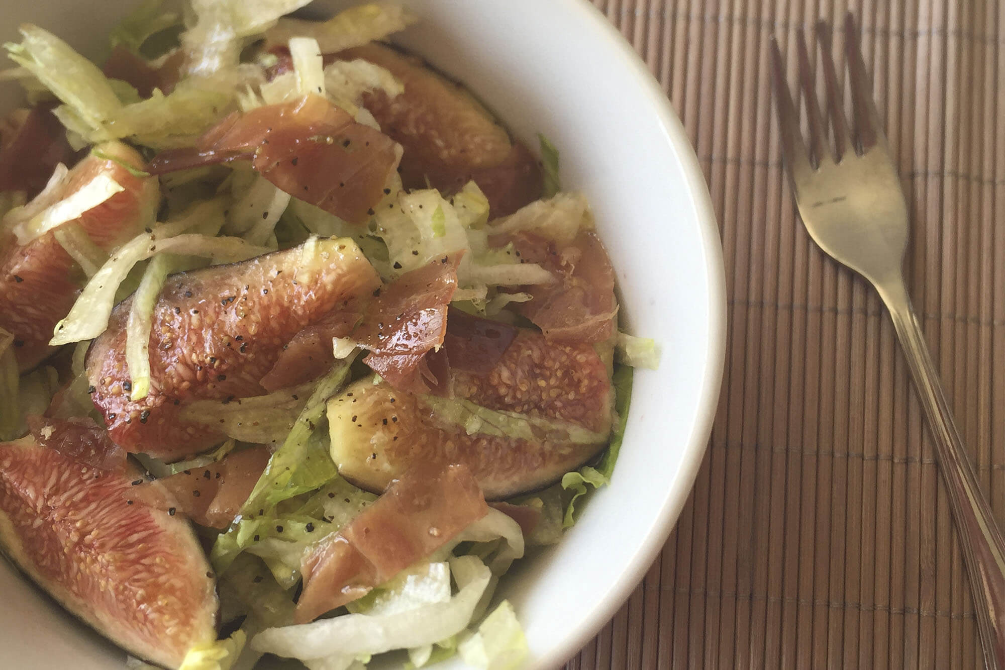 Ensalada de Higos y Jamón Ibérico: Receta Gourmet