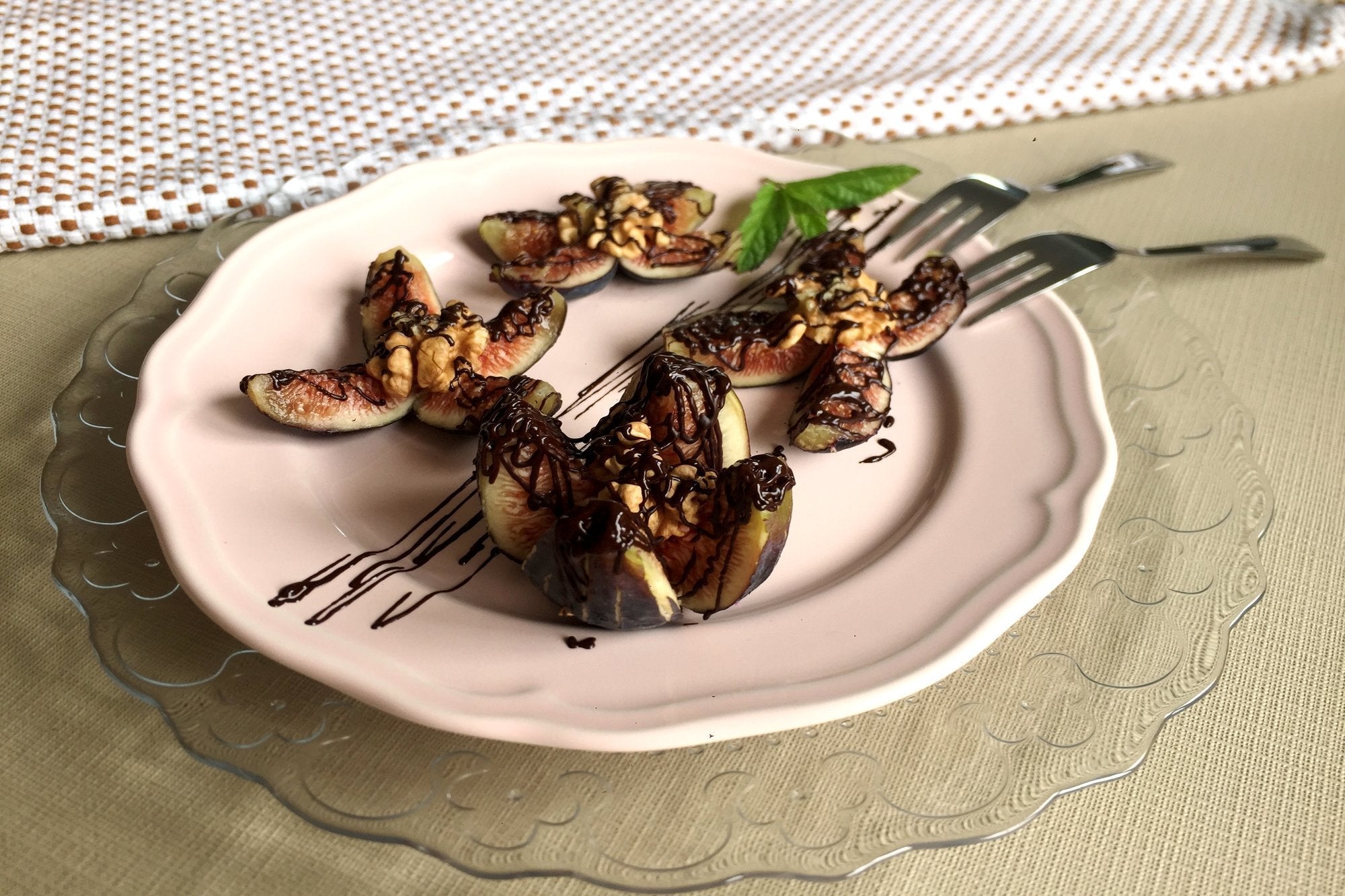 Higos con nueces y chocolate negro
