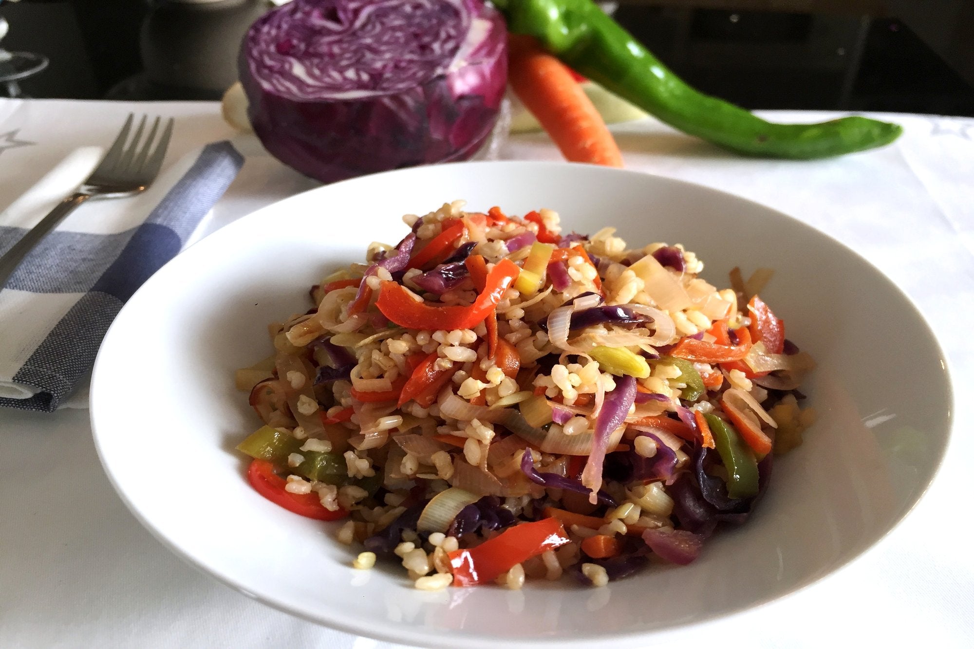 Cuscús con verduras y frutas desecadas