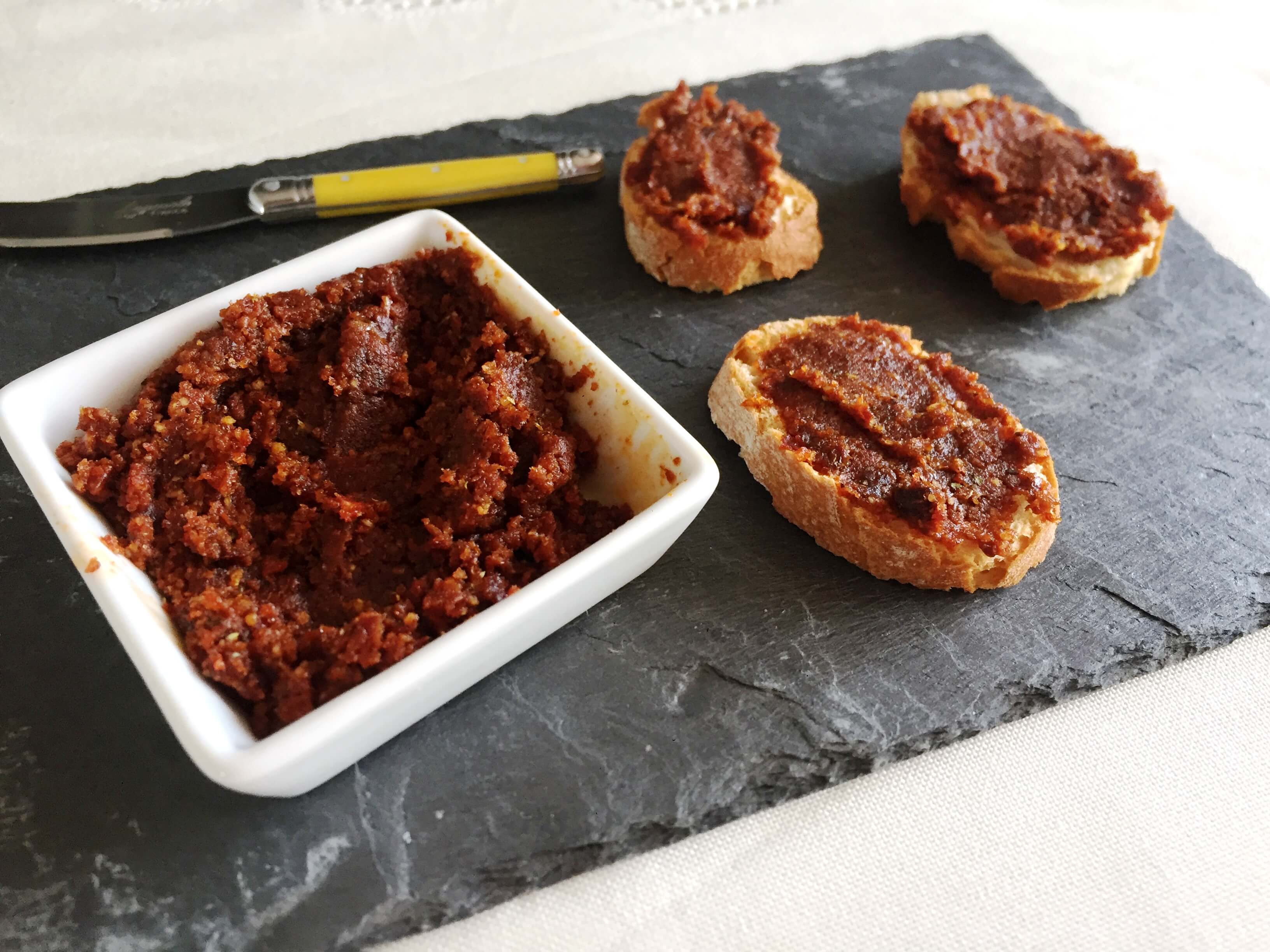 Sobrasada vegana (Paté de tomates secos)